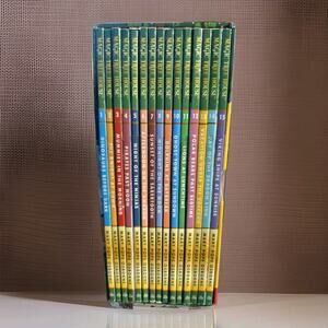 Magic Tree House Collection 1: 1-15 Book Box Set by Mary Pope Osborne PB